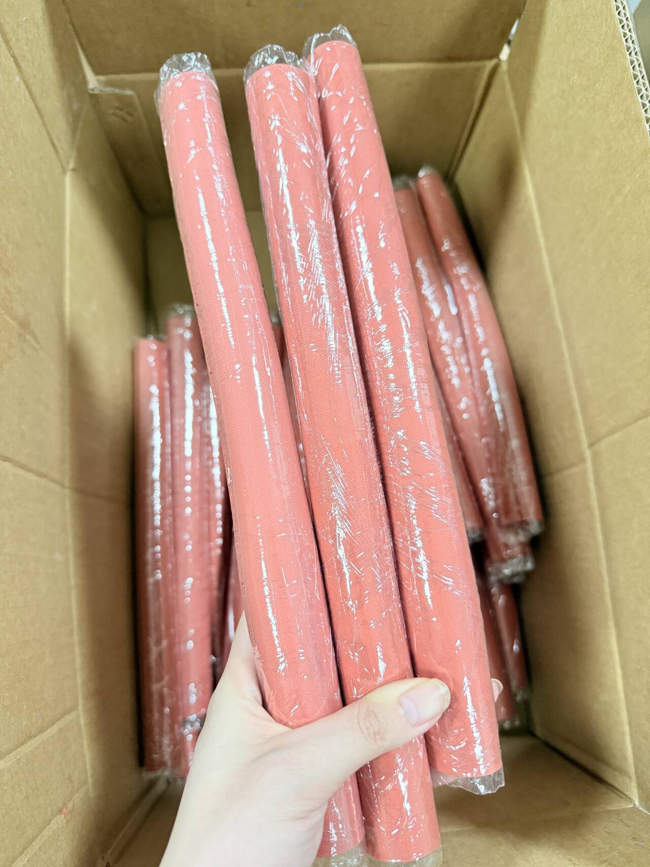 12 Inch Red Close-Cell Silicone Foam Sheet 1.5mm Sponge Silicone Custom Cutting Processing Service for Seals