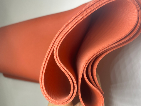 Red Closed-Cell Silicone Sponge Sheet 1.5mm X 325x950mm 0.65 Density for Hot-Press Machine Platens